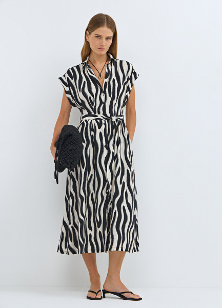 Приталенное платье-рубашка с принтом, Бежевый
Приталенное платье-рубашка с принтом, Бежевый