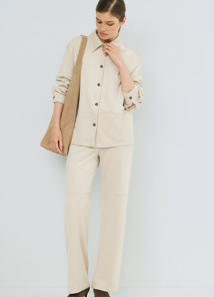 Прямые брюки из искусственной замши, Бежевый
Прямые брюки из искусственной замши, Бежевый