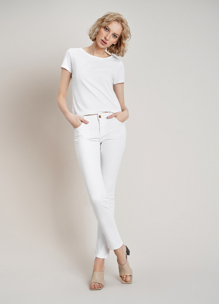 

Узкие белые джинсы, Белый