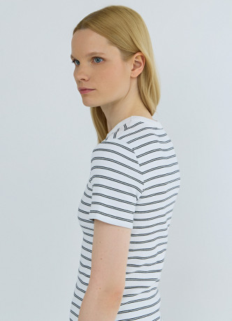 Футболка в рубчик
