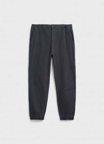 Джоггеры из эластичной ткани