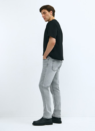 Зауженные джинсы Slim