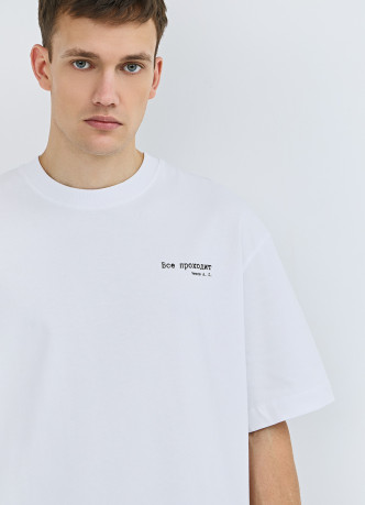 Футболка с текстовым принтом