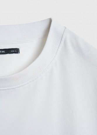 Объёмная футболка с принтом