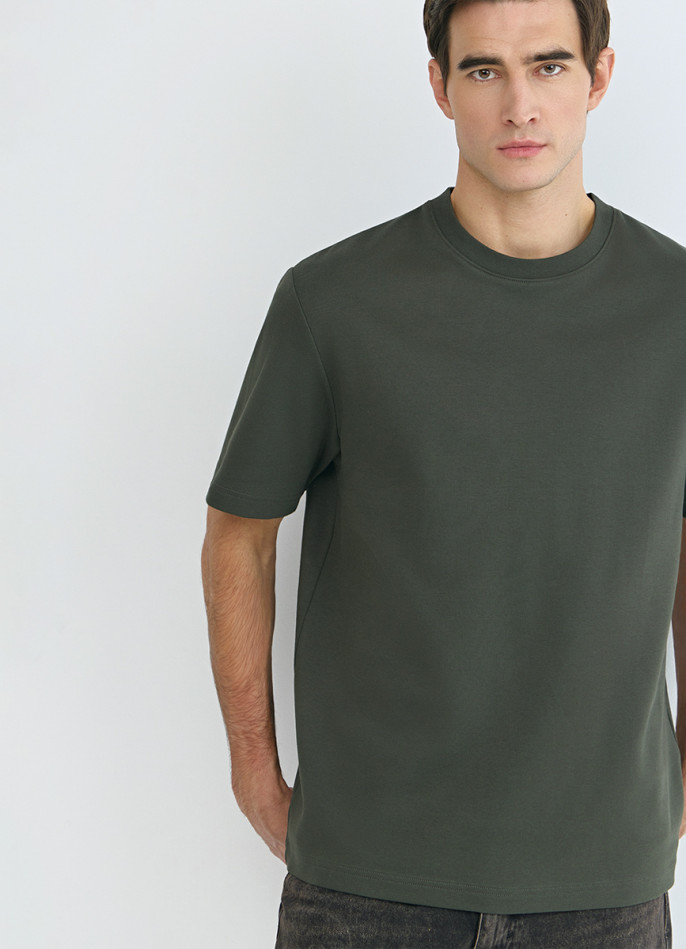 Футболка из плотного хлопка