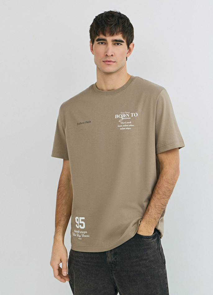 Футболка с принтом