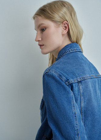 Джинсовая куртка