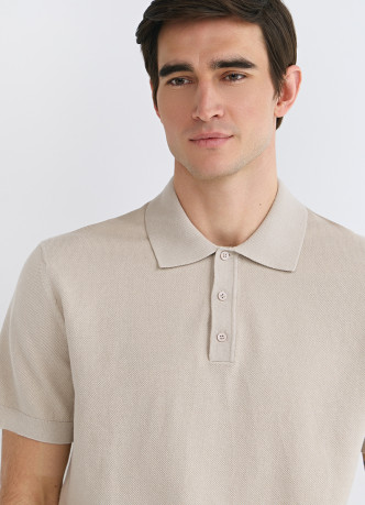 Поло из текстурной ткани