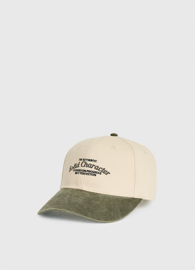 Бейсболка с вышивкой