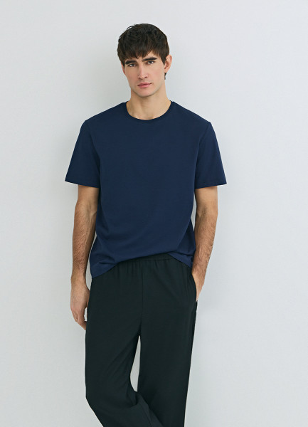 

Базовая футболка, Синий