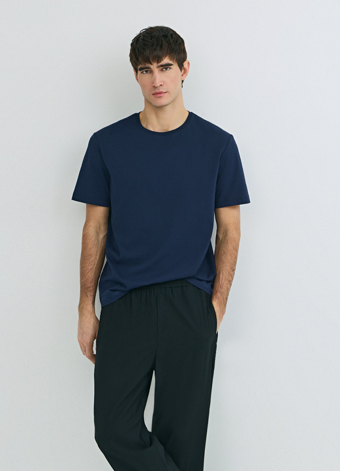 Базовая футболка