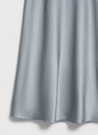 Атласная юбка миди А-силуэта