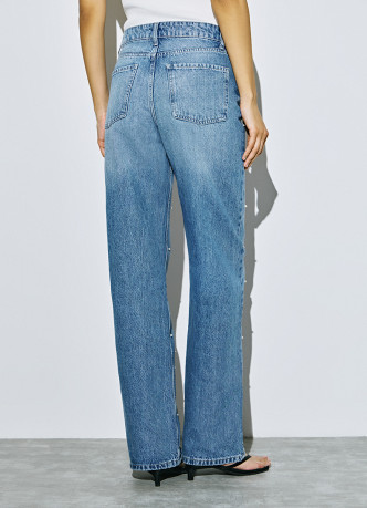 Прямые джинсы с жемчужинами