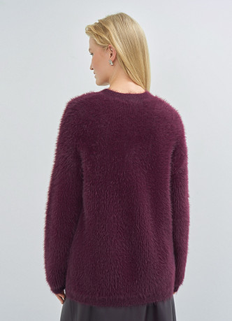 Джемпер из пушистой пряжи