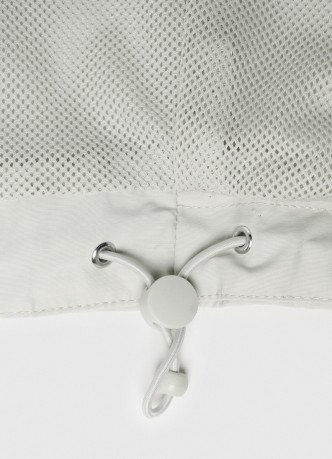 Лёгкая куртка с воротником-стойкой