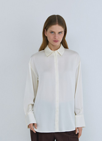 Блузка из сатина