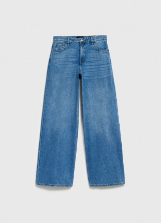 Широкие джинсы с высокой посадкой