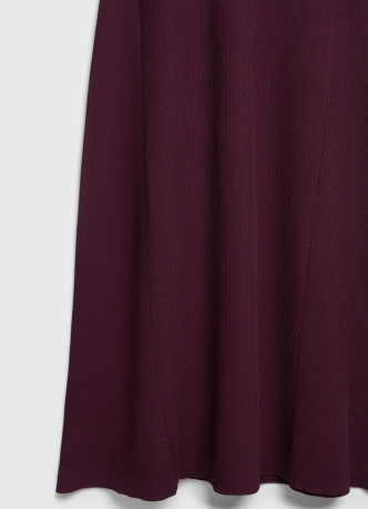 Вязаное платье с расклёшенной юбкой