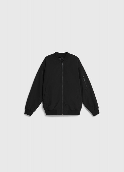 Утеплённый бомбер для мальчиков Черный 3999₽