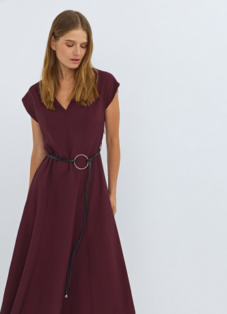 Платье миди с ремнем