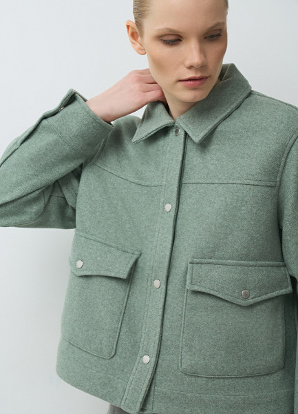 Укороченная куртка с накладными карманами, Зеленый