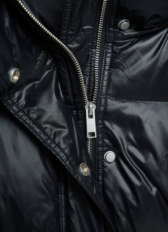 Пуховик с натуральным утеплителем