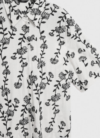 Рубашка с вышивкой