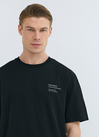 Футболка с принтом