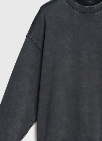 Свитшот с эффектом стирки