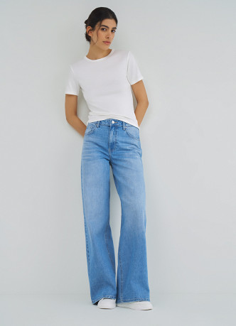 Ультраширокие джинсы с высокой посадкой