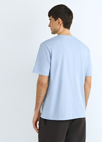 Футболка с принтом и вышивкой