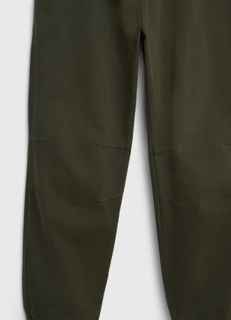 Джоггеры из эластичной ткани