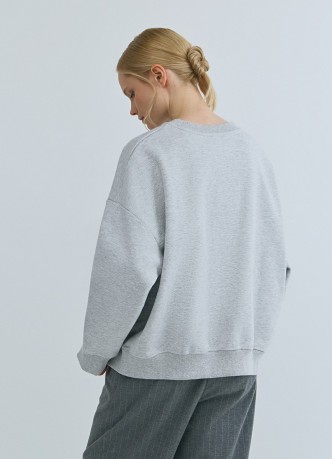 Свитшот с вышивкой