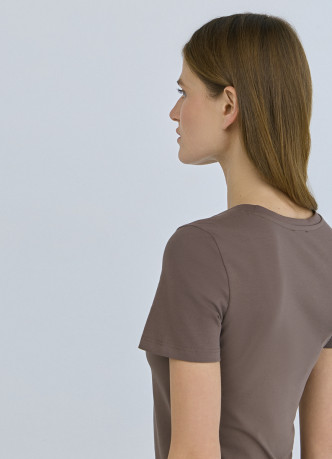 Базовая футболка из хлопка