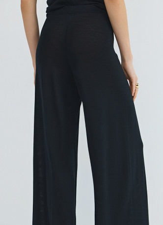 Широкие вязаные брюки