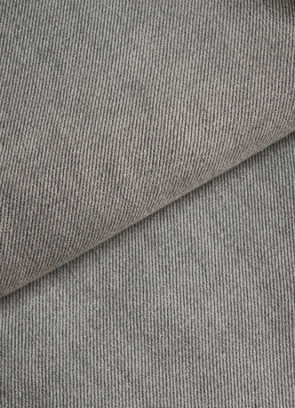 Прямые джинсы со средней посадкой