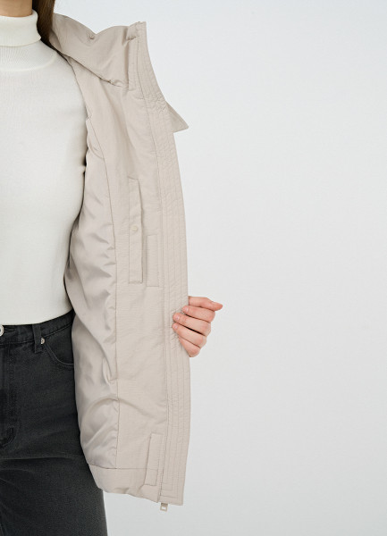 Удлинённая куртка с накладными карманами, Бежевый O`Stin LJ664DO02-T2 - фото 3