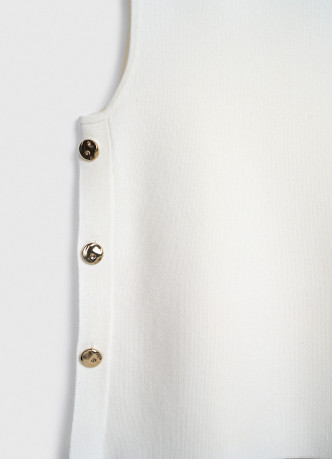 Топ с пуговицами