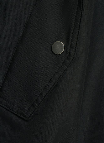 Короткая куртка с воротником-стойкой