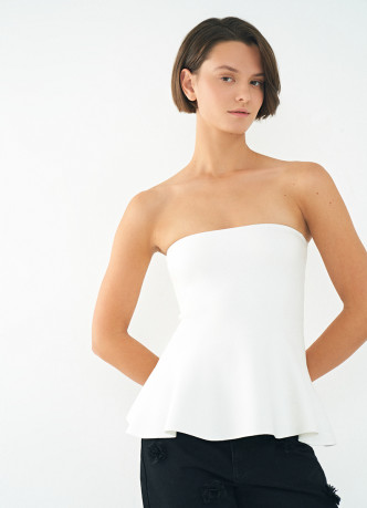 Трикотажный топ с баской