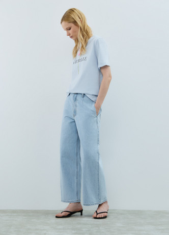 Футболка с цветочным принтом