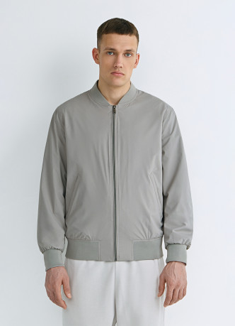 Бомбер на молнии