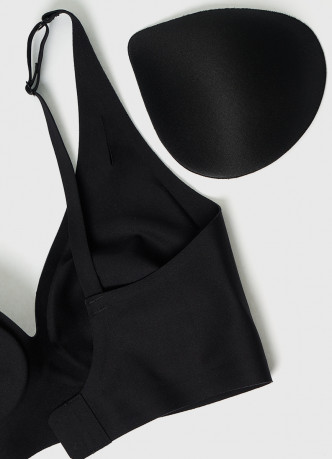 Бесшовный бюстгальтер с формованными чашками