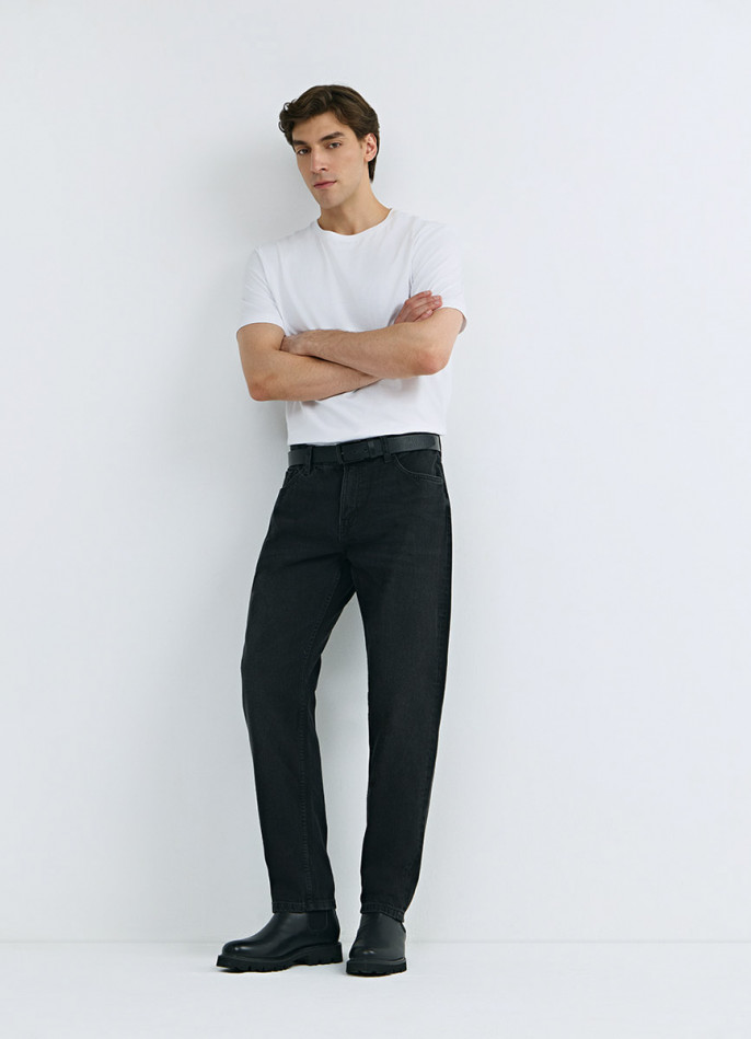 Зауженные джинсы Tapered