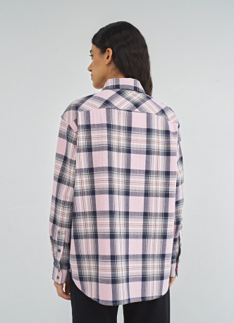 Рубашка в клетку на кнопках