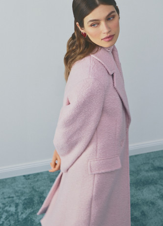 Длинное двубортное пальто из шерсти