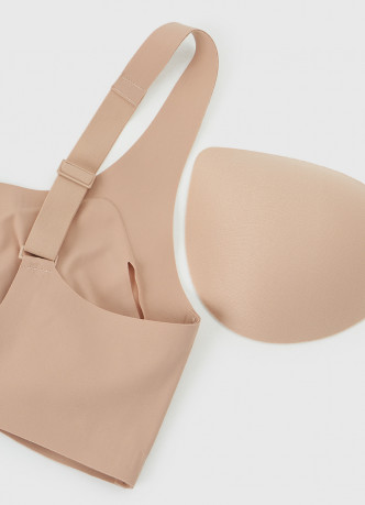 Бесшовный бюстгальтер с формованными чашками