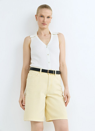 Джинсовые шорты