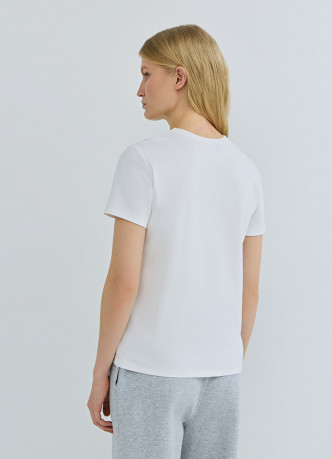 Базовая футболка из плотного хлопка