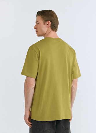 Футболка с принтом и вышивкой